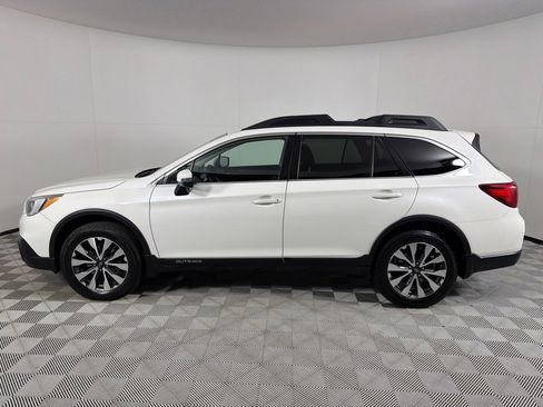 Used 2015 Subaru Outback 2.5i Limited image 8