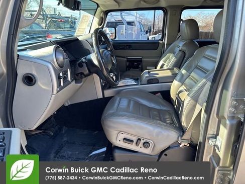 Used 2003 HUMMER H2 w/ Preferred Equipment Group image 10