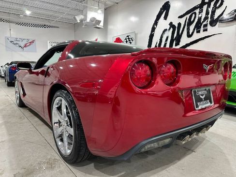 Used 2009 Chevrolet Corvette Coupe RWD image 3