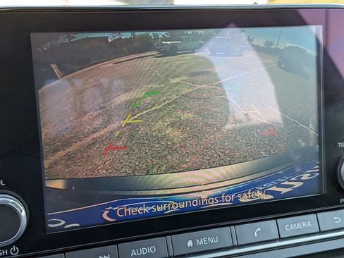 Used 2024 Nissan Altima 2.5 SR FWD image 23