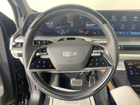 New 2026 Cadillac Vistiq Sport w/ LPO, Floor Liner Package image 13