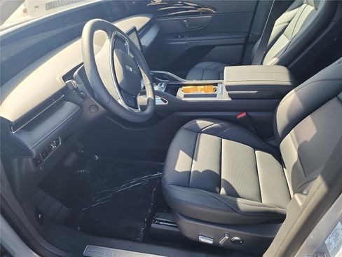 New 2026 Lincoln Nautilus Premier image 13