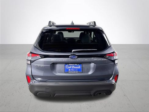 Certified 2025 Subaru Forester Premium AWD/4WD image 8