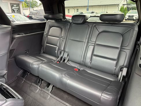 Used 2023 Lincoln Navigator Reserve AWD/4WD image 38