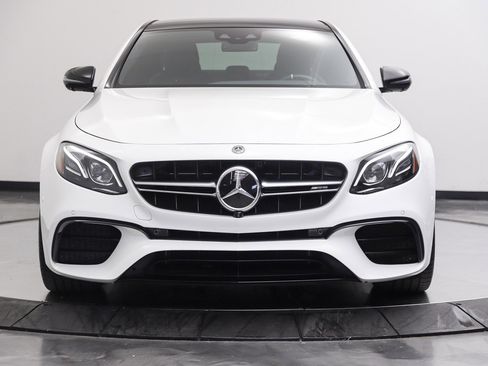 Used 2019 Mercedes-Benz E 63 AMG S image 3