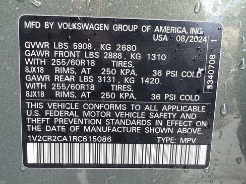 Used 2024 Volkswagen Atlas Peak Edition SE image 34