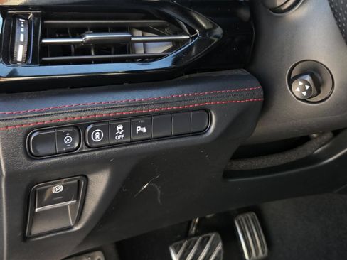 Used 2024 Acura MDX A-Spec AWD/4WD image 19