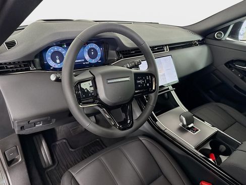 Used 2026 Land Rover Range Rover Evoque S AWD/4WD image 9