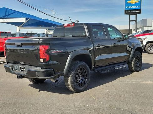 Used 2023 Chevrolet Colorado Trail Boss w/ Technology Package image 4