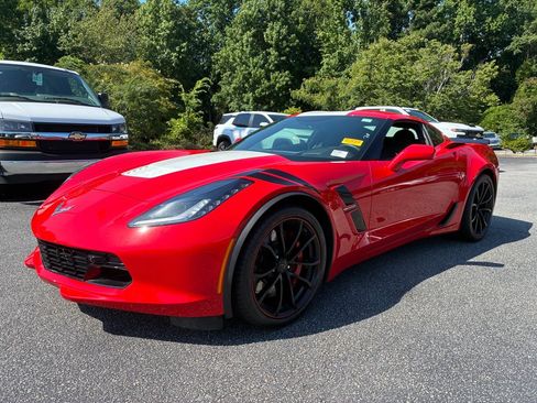 Used 2019 Chevrolet Corvette Grand Sport RWD image 4