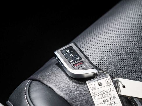 Certified 2023 Acura MDX w/Technology Package image 34