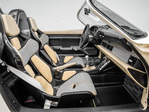 Used 1997 Porsche 911 Cabriolet image 50