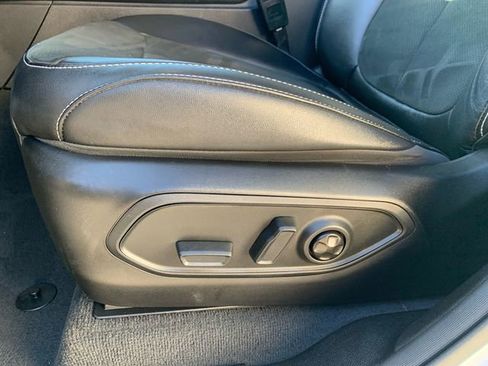 Used 2023 Jeep Grand Cherokee Altitude image 38