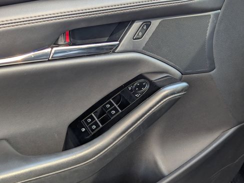 Used 2025 MAZDA MAZDA3 s image 12