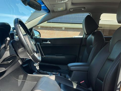 Used 2017 Kia Sportage EX w/ EX Premium Package AWD/4WD image 12