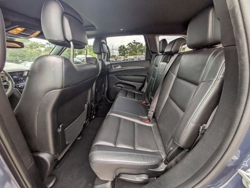 Certified 2021 Jeep Grand Cherokee Limited w/ Premium Lighting Group image 12