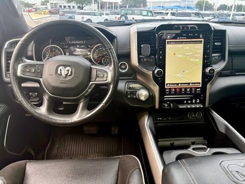 Used 2019 RAM 1500 Laramie w/ Sport Appearance Package AWD/4WD image 8