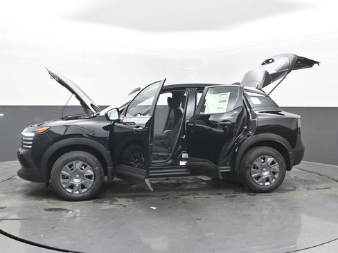 New 2026 Nissan Kicks S image 40