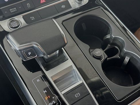 Used 2023 Audi Q7 2.0T Premium Plus w/ Premium Plus Package image 7