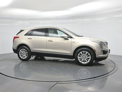 Used 2017 Cadillac XT5 FWD image 25