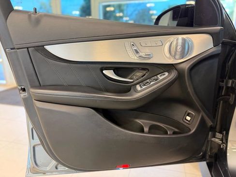 Used 2018 Mercedes-Benz GLC 63 AMG 4MATIC image 18