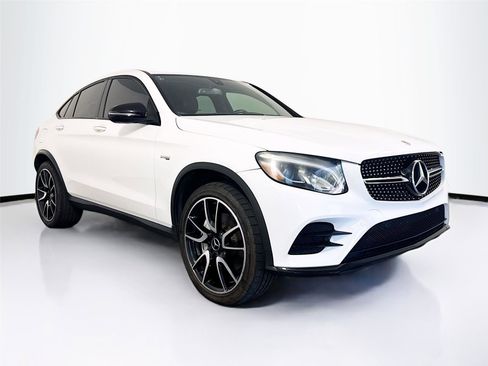 Used 2019 Mercedes-Benz GLC 43 AMG 4MATIC Coupe image 32