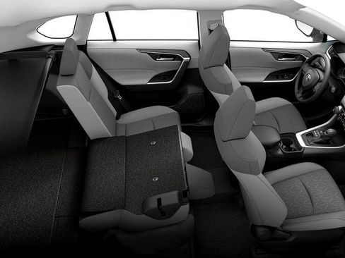 New 2025 Toyota RAV4 XLE image 47