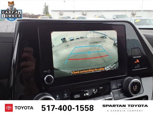 Used 2023 Toyota Highlander L FWD image 25