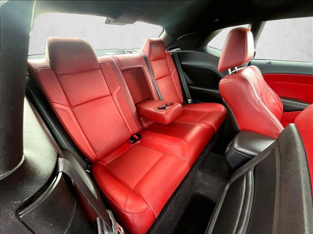 Used 2015 Dodge Challenger R/T Plus RWD image 26