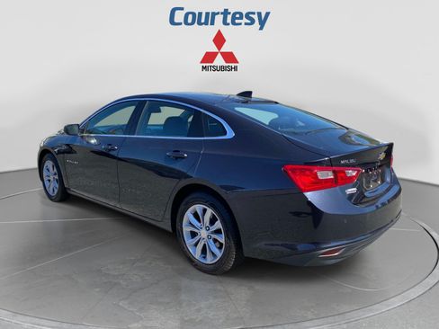 Used 2023 Chevrolet Malibu LT w/ Driver Confidence Package FWD image 3