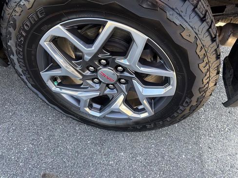 Used 2022 GMC Sierra 1500 SLT w/ SLT Premium Plus Package image 7