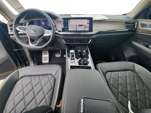 New 2025 Volkswagen Atlas SEL Premium R-Line image 10
