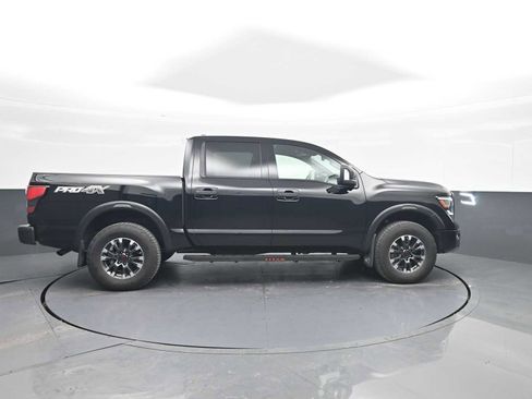 Used 2024 Nissan Titan PRO-4X w/ Pro-4x Convenience Package image 9