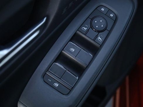 New 2026 Nissan Sentra SV w/ SV Convenience Package FWD image 11