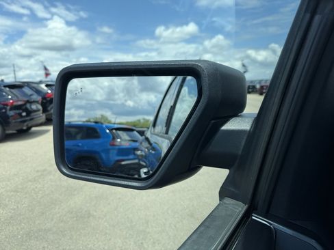 Used 2022 Ford F150 XLT w/ Equipment Group 302A High image 36