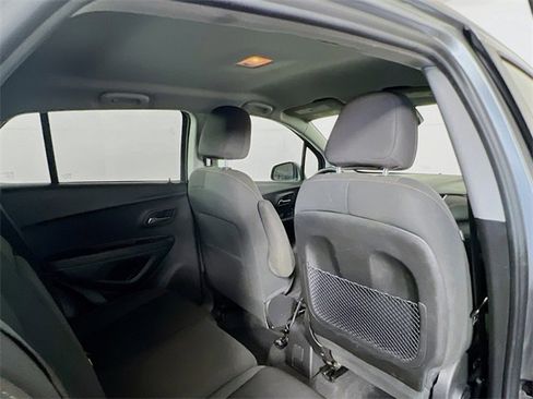 Used 2020 Chevrolet Trax LS w/ Tint and Cruise Package image 10