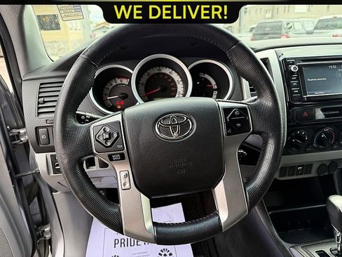Used 2015 Toyota Tacoma PreRunner w/ TRD Off-Road Package RWD image 11