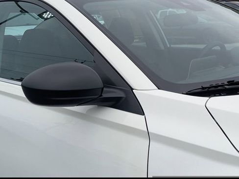 Used 2025 Nissan Altima 2.5 SV FWD image 10