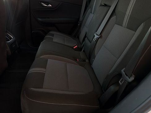 Used 2025 Chevrolet Blazer LT AWD/4WD image 8