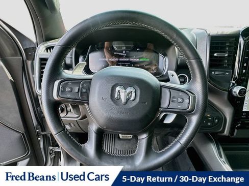 Used 2023 RAM 1500 Laramie AWD/4WD image 10