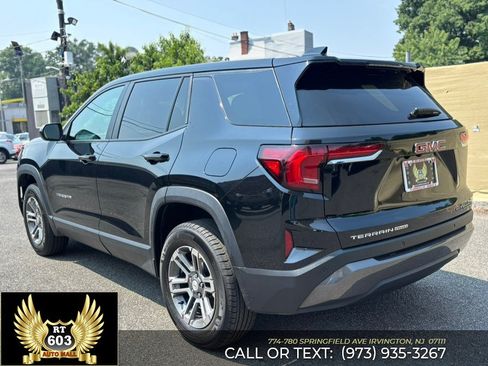 Used 2026 GMC Terrain Elevation AWD/4WD image 4