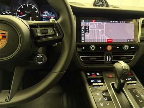 Certified 2026 Porsche Macan Turbo AWD/4WD image 16