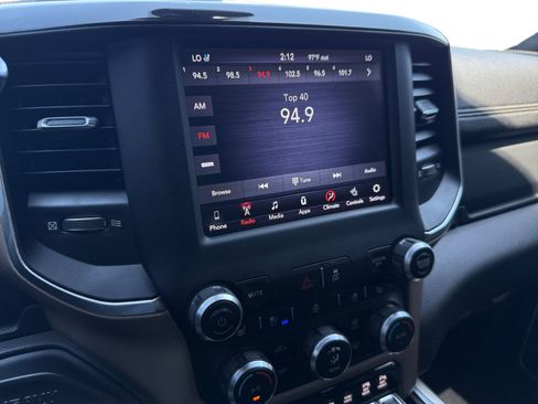 Used 2019 RAM 3500 Laramie AWD/4WD image 12