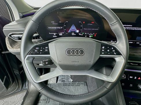 Used 2025 Audi Q5 Premium Plus w/ Premium Plus AWD/4WD image 19