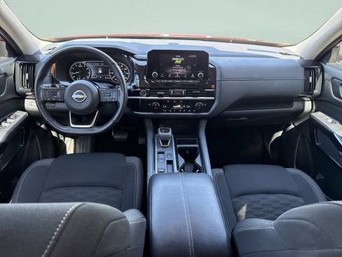 Certified 2023 Nissan Pathfinder SV FWD image 23