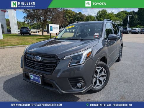 Used 2023 Subaru Forester Premium AWD/4WD image 1