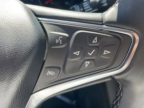 Used 2024 Chevrolet Equinox LT FWD image 16