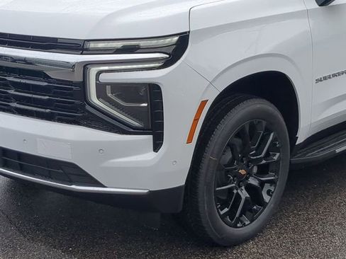 New 2026 Chevrolet Suburban LS AWD/4WD image 14