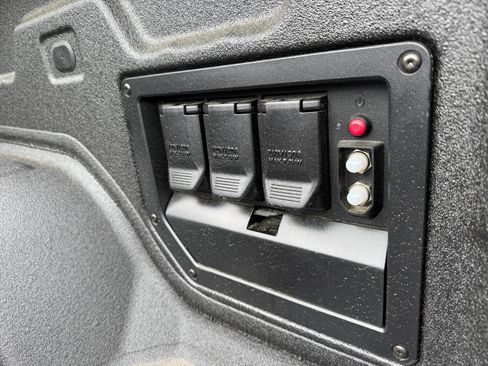 New 2025 GMC Sierra EV Denali image 10