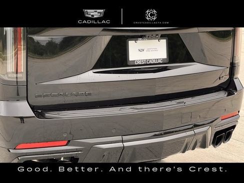 Used 2025 Cadillac Escalade V AWD/4WD image 9